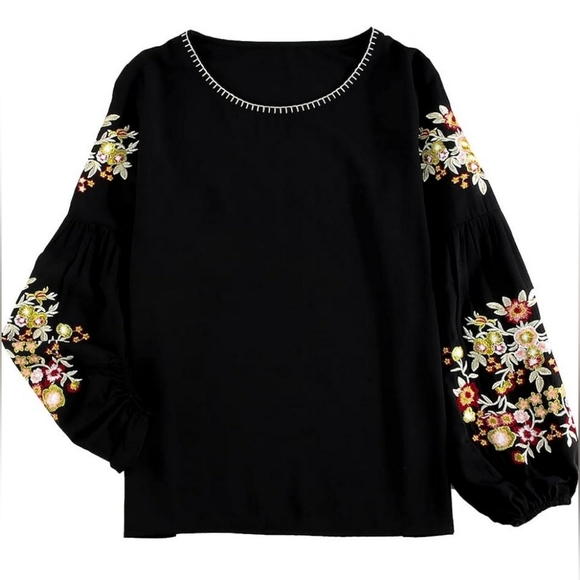 Casual Boho Embroidered Pattern Pleated Blouse NWT - Picture 2 of 8